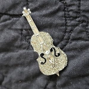 Bass/Viola/Violin/Cello pin/brooch